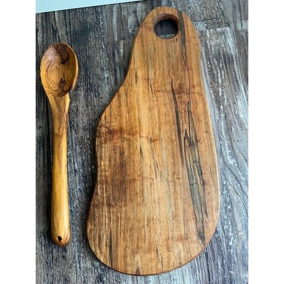 Rustic Horse Theme Olive Wood Charcuterie Board Set, Handmade Cutting Board Set - Picture 3 of 5